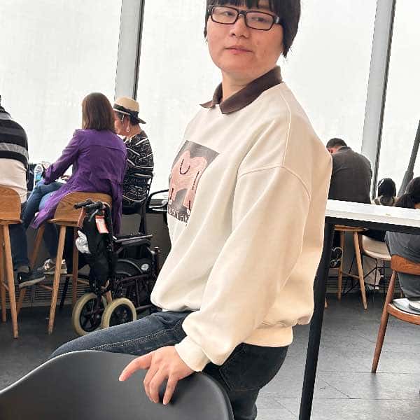 上海32岁单身美女真诚找对象-怒江征婚相亲网
