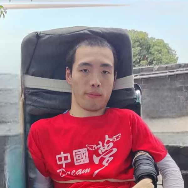 湖南30岁单身帅哥真诚找对象-怒江征婚相亲网