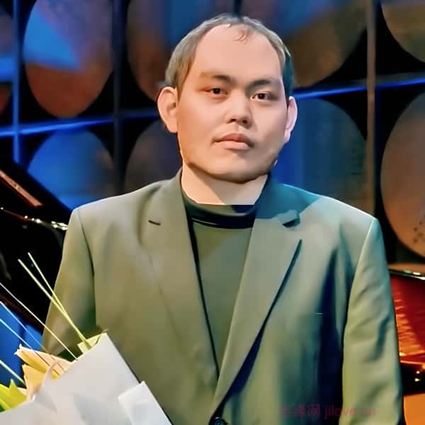 香港27岁单身帅哥真诚找对象-怒江征婚相亲网