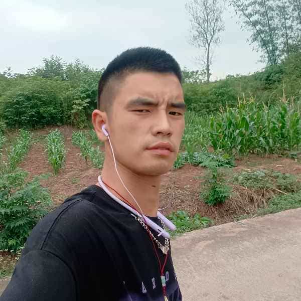 35岁岁四川单身帅哥 - 怒江吉缘网