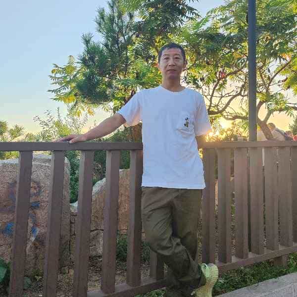 47岁岁辽宁单身帅哥 - 怒江吉缘网