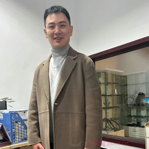 32岁岁四川单身帅哥 - 怒江吉缘网